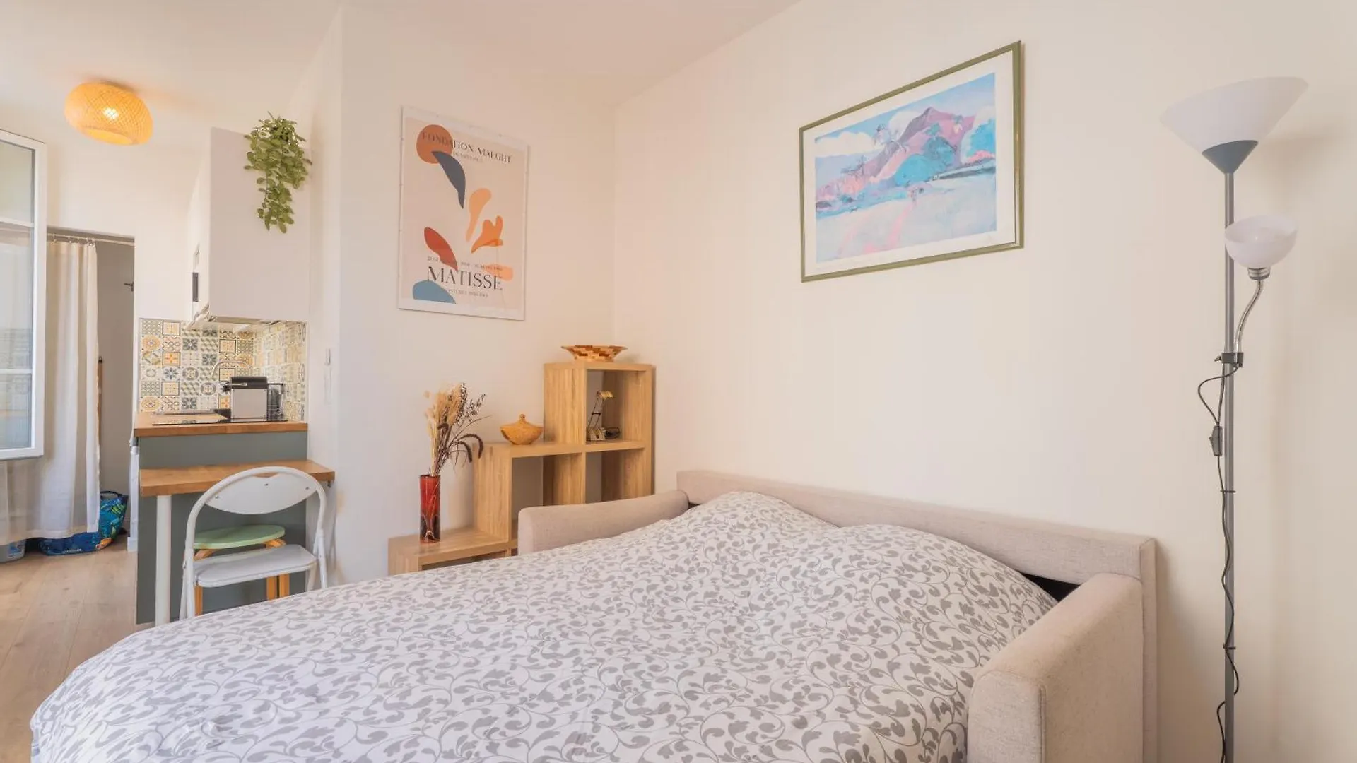 Studio Cosy A Nice 0*,  France